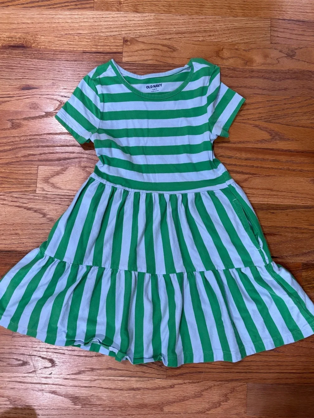 Old Navy Green and White Striped Knit Dress 6-7